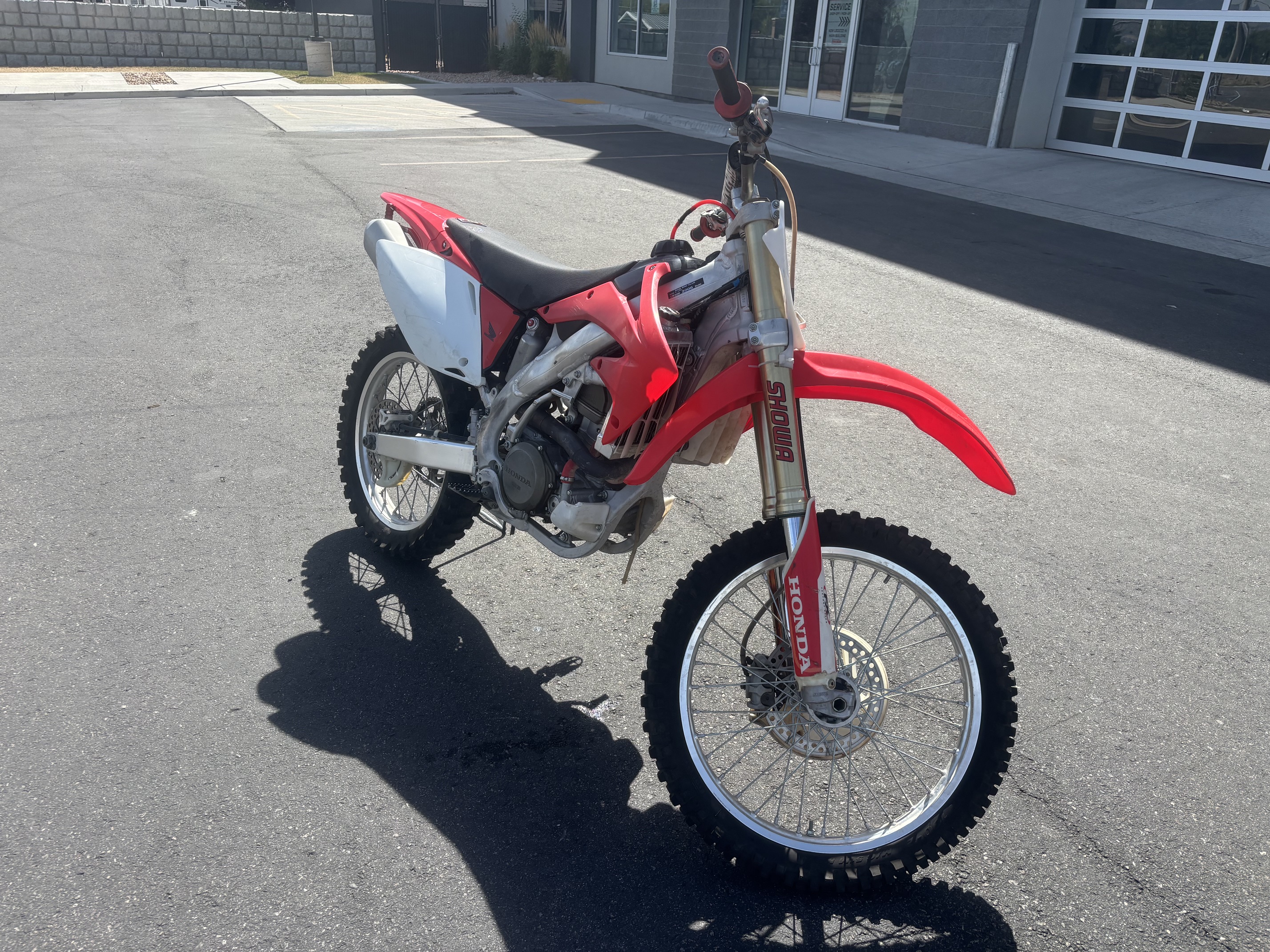 2006 Honda CRF450R MOTORCYCLE