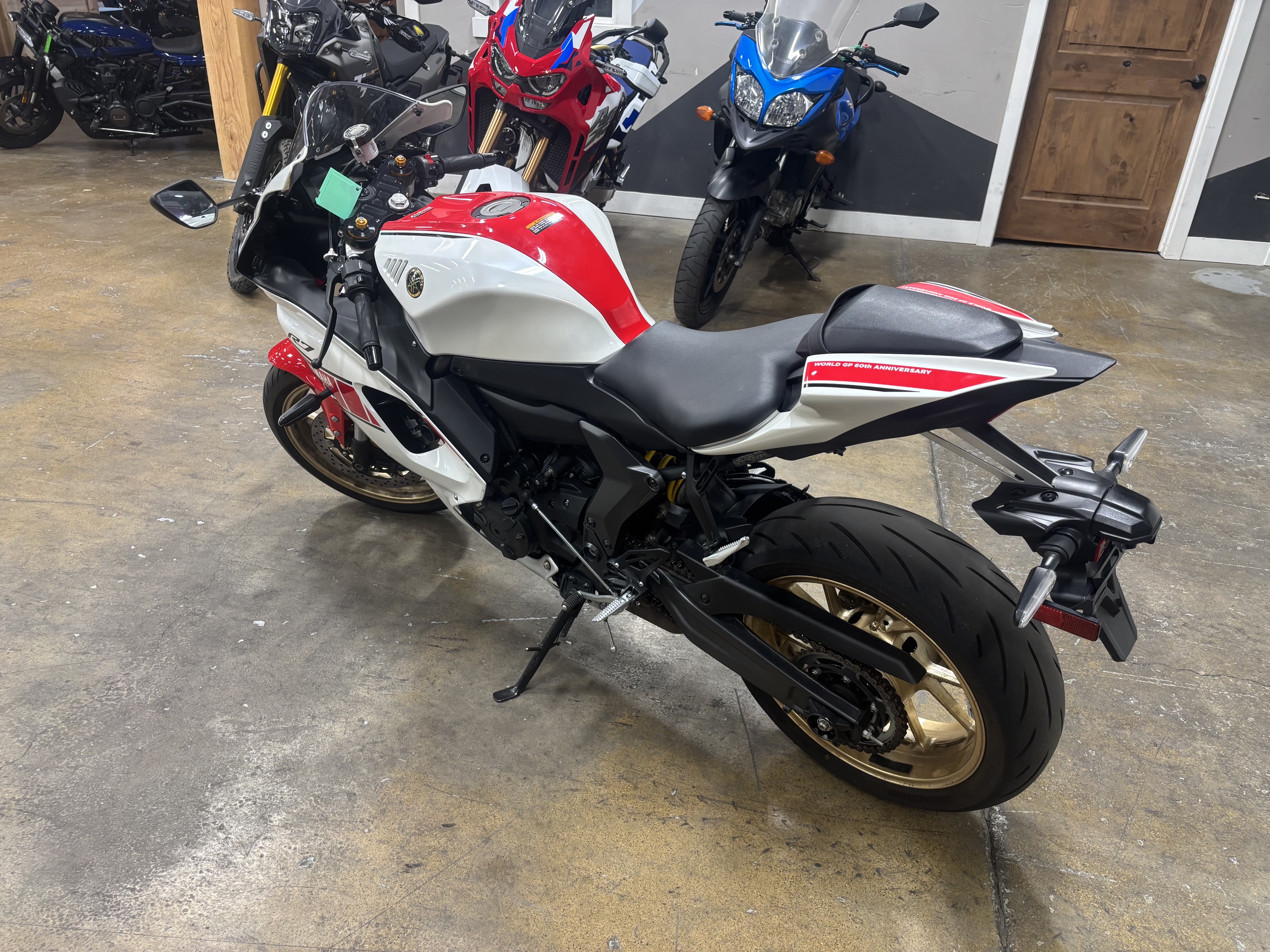 2022 Yamaha YZF-R7 WORLD GP 60TH ANNIVERSARY EDITION MOTORCYCLE