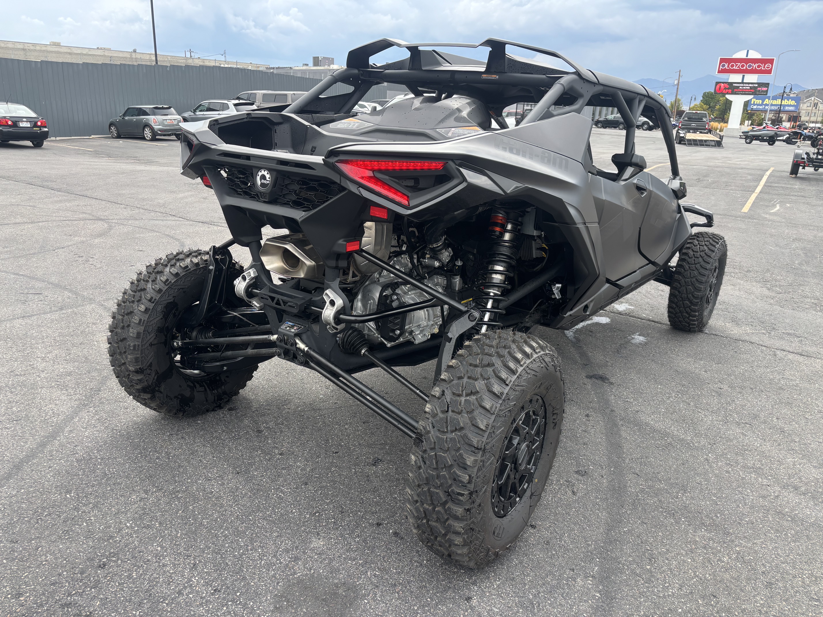 2025 Can-Am Maverick R Max X RS With Smart-Shox UTV