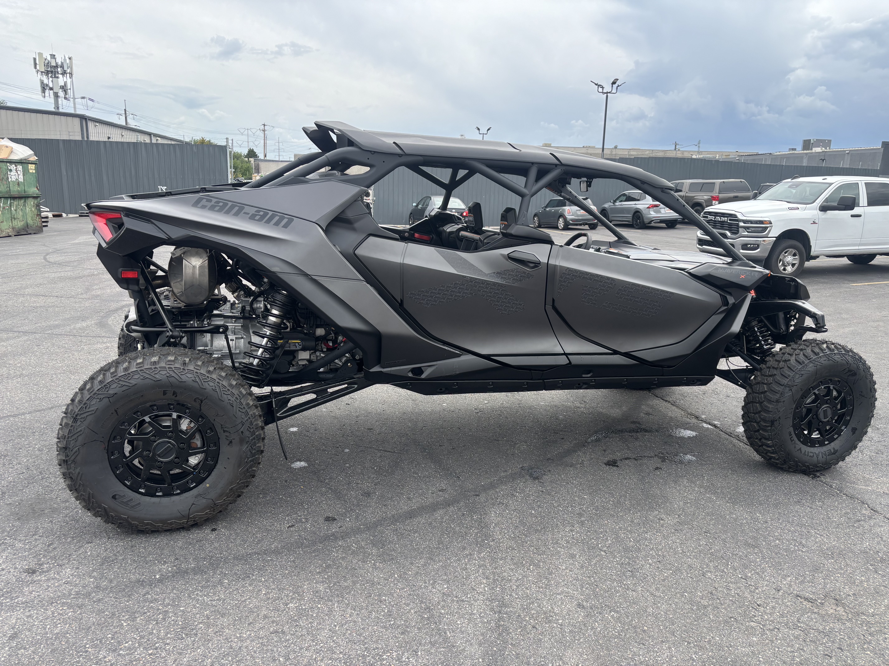 2025 Can-Am Maverick R Max X RS With Smart-Shox UTV