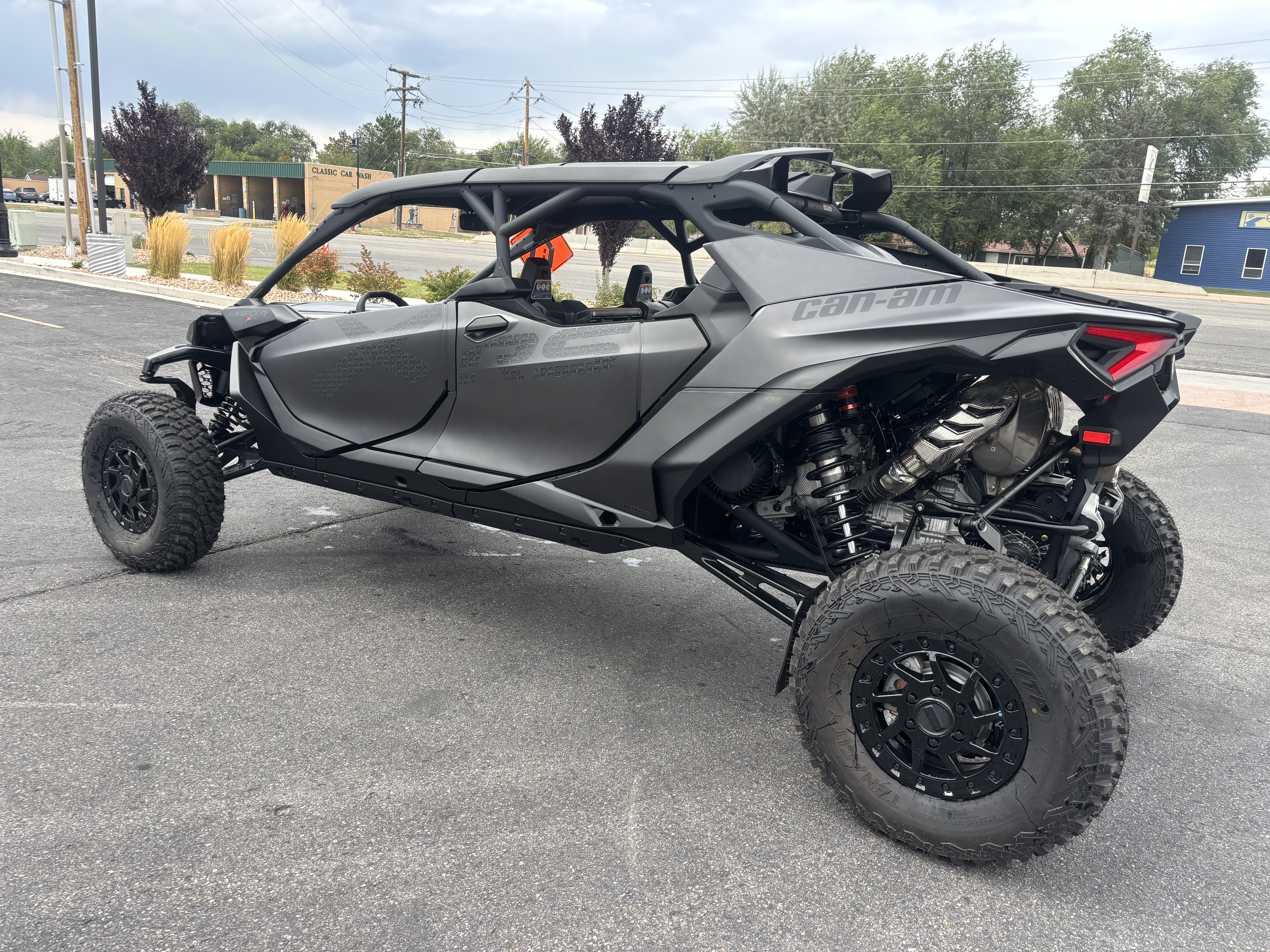 2025 Can-Am Maverick R Max X RS With Smart-Shox UTV