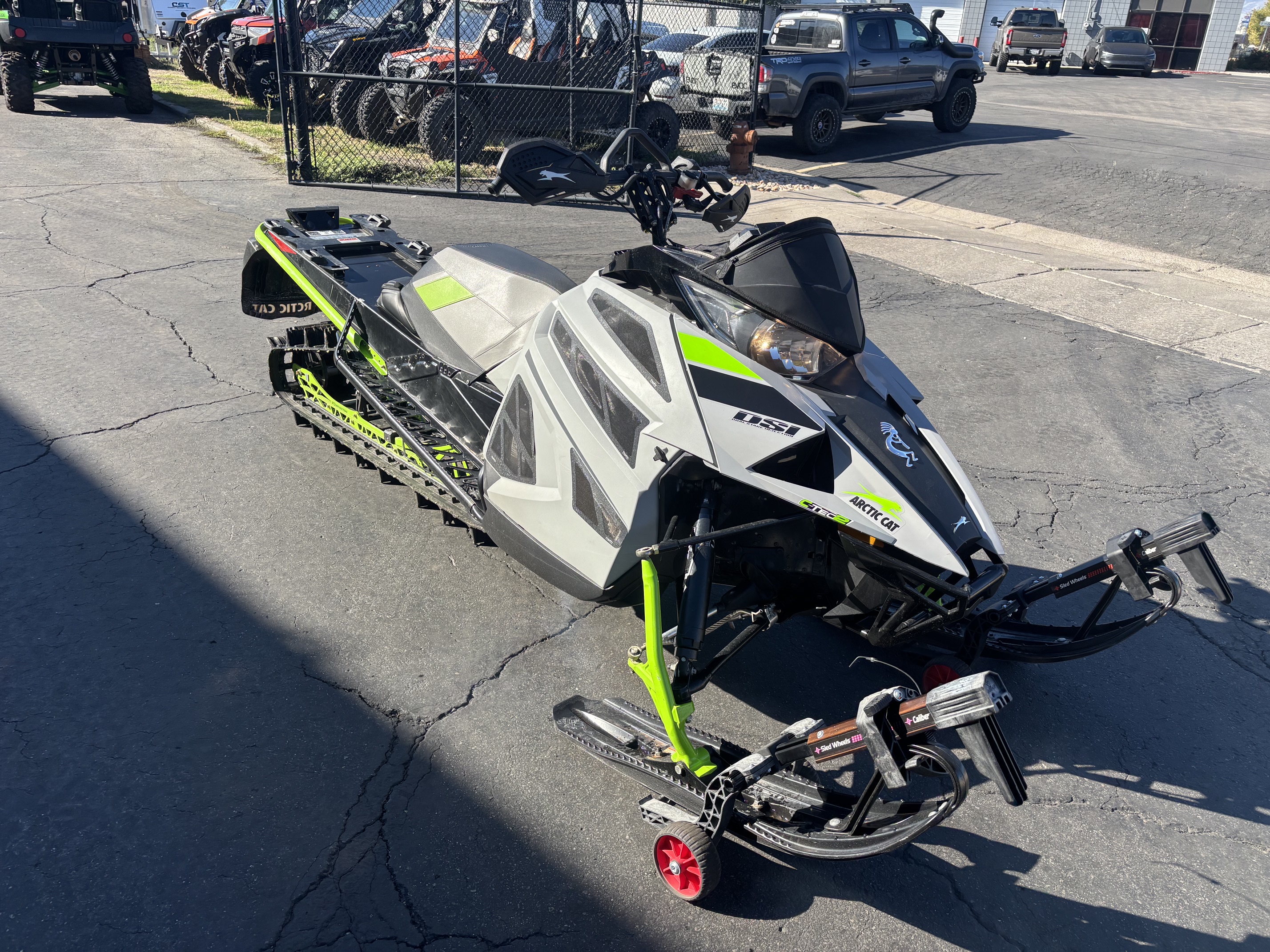 2018 Arctic Cat M 8000 SNO PRO SNOWMOBILE