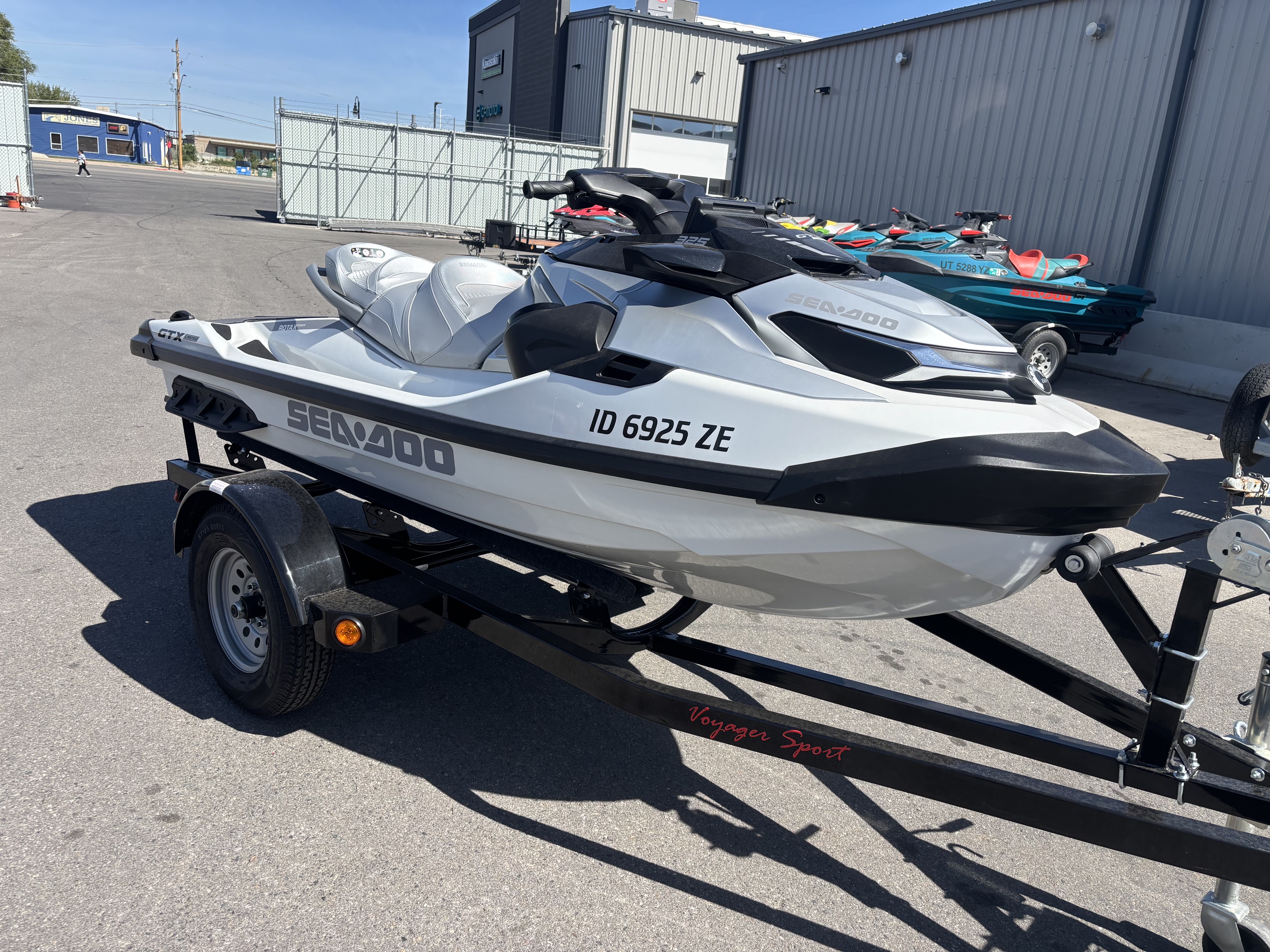 2025 Sea-Doo GTX Limited 325 WATERCRAFT