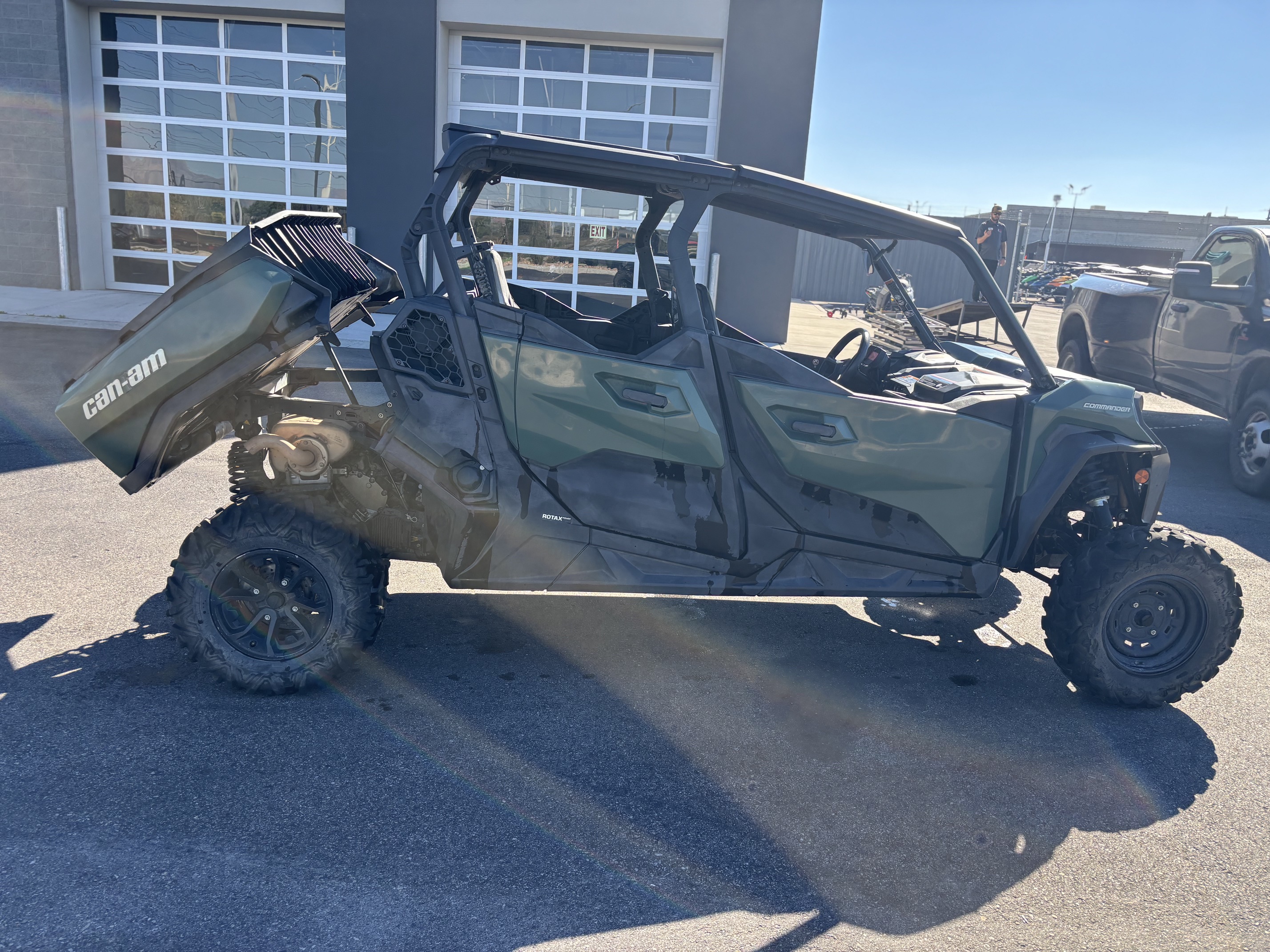 2024 CAN-AM Commander MAX DPS 1000R UTV