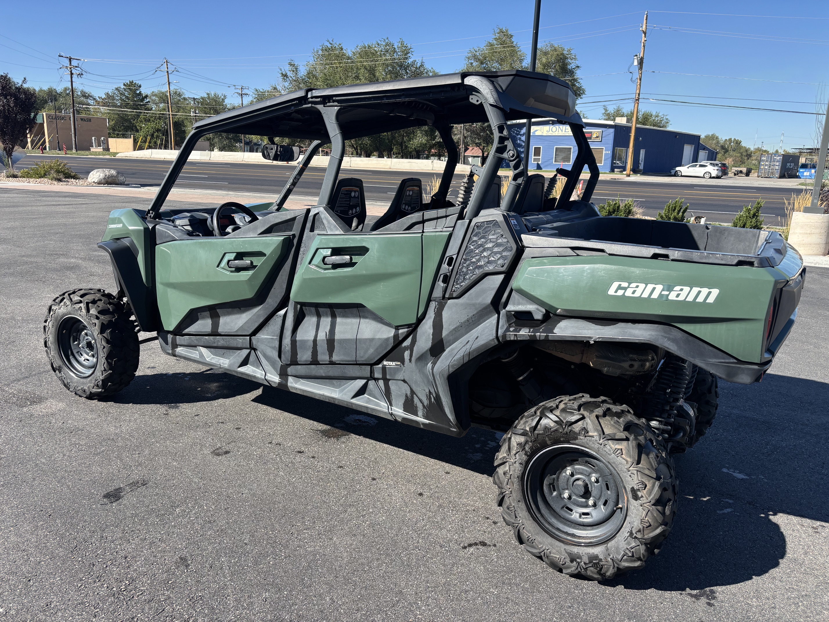 2024 CAN-AM Commander MAX DPS 1000R UTV