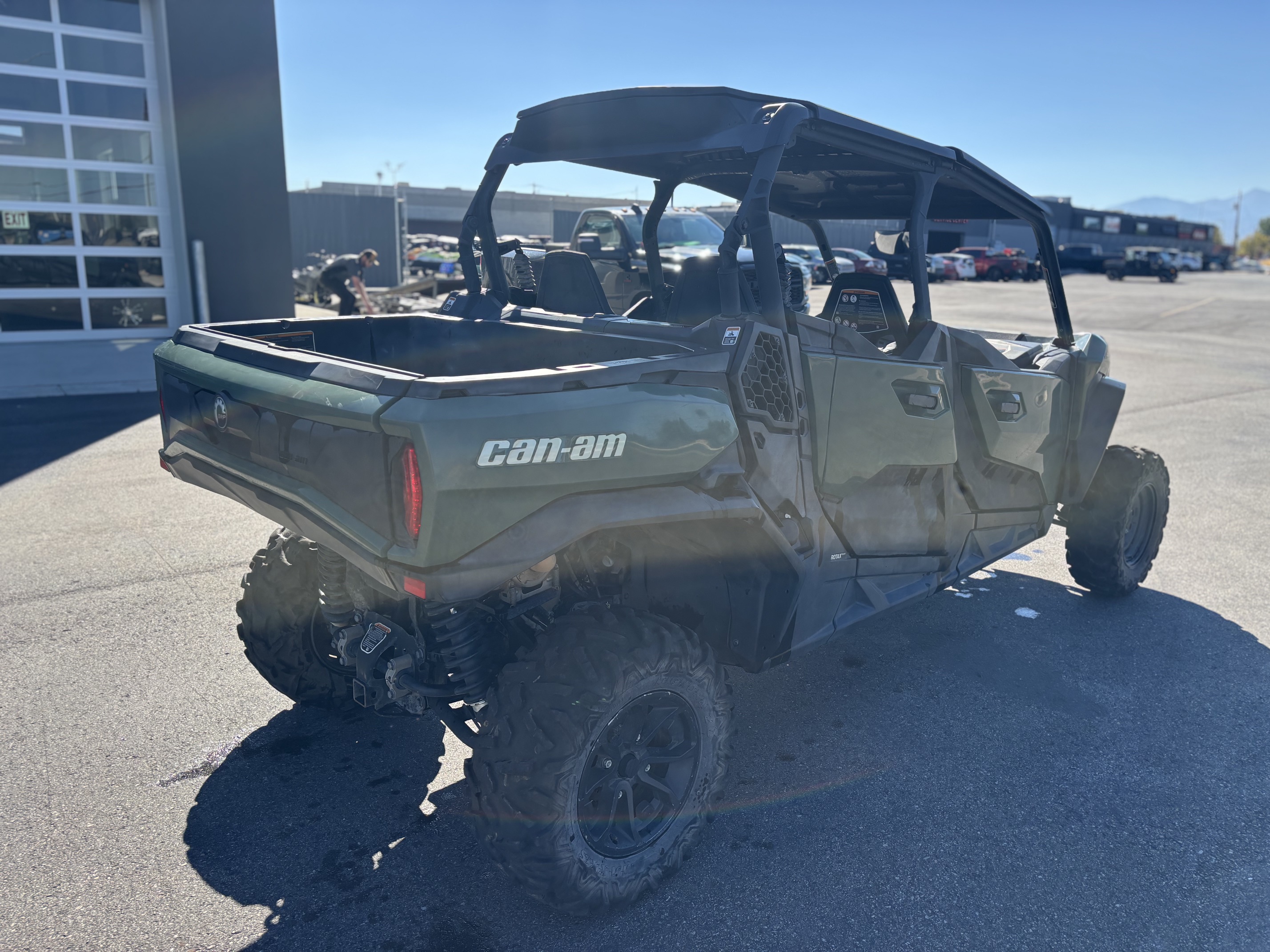 2024 CAN-AM Commander MAX DPS 1000R UTV