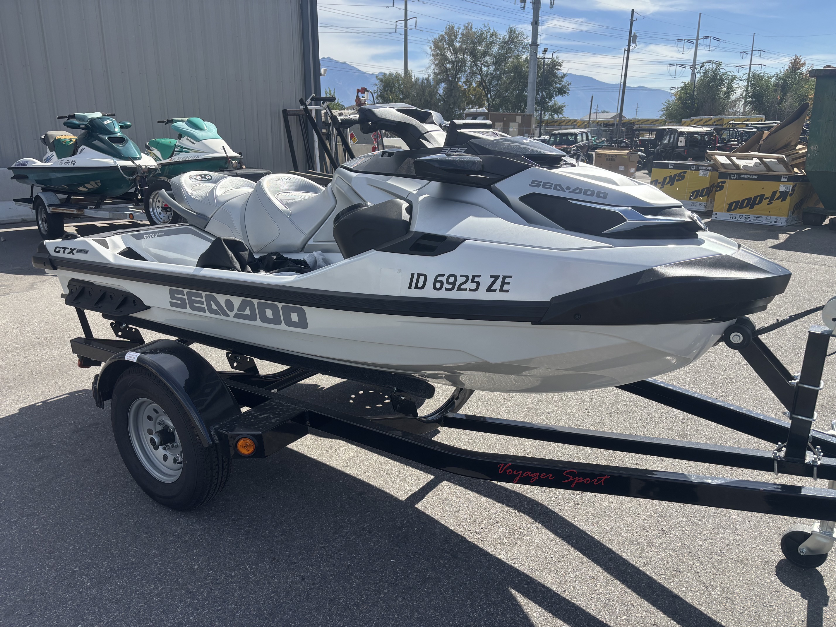 2025 Sea-Doo GTX Limited 325 WATERCRAFT