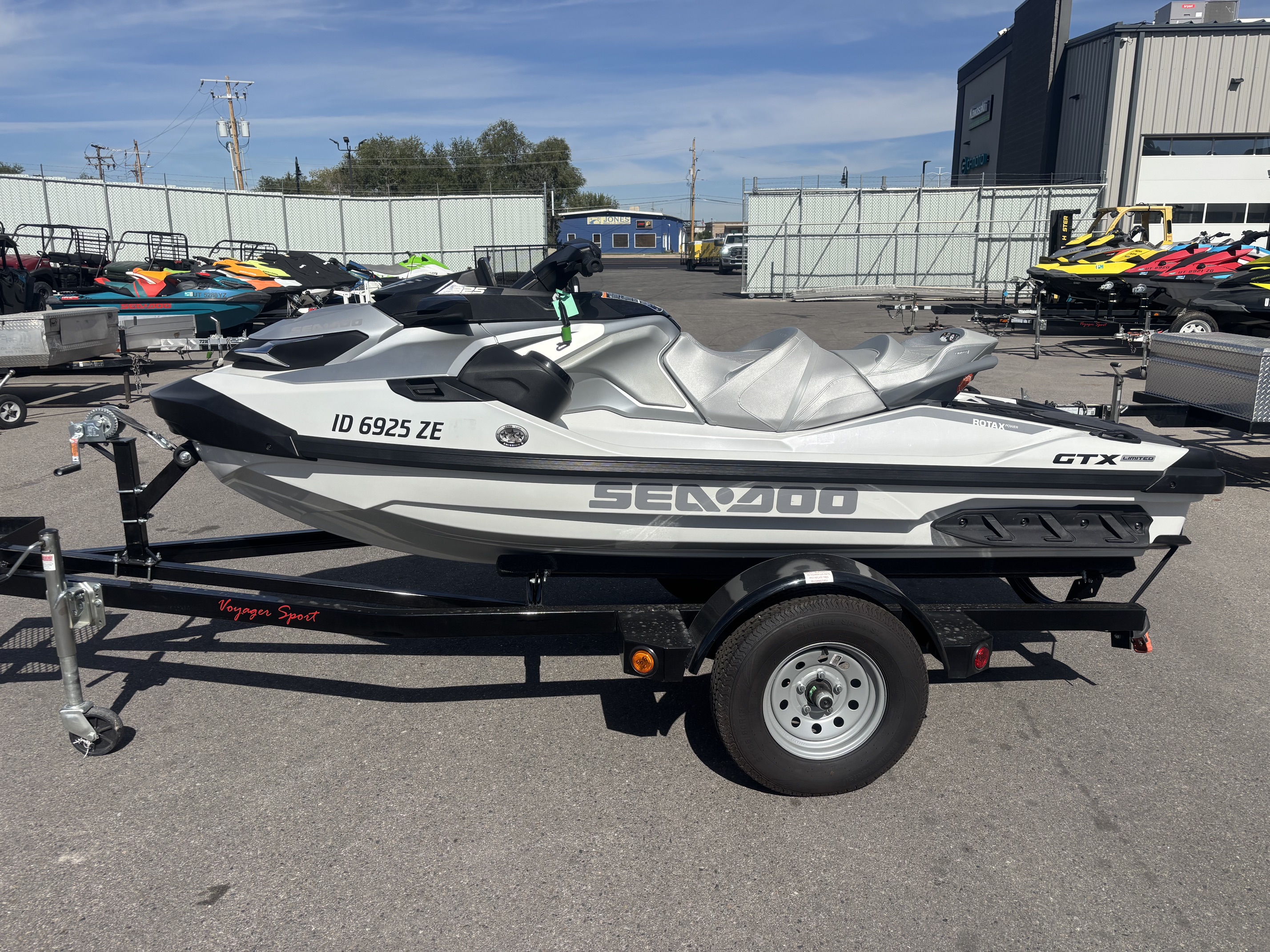 2025 Sea-Doo GTX Limited 325 WATERCRAFT